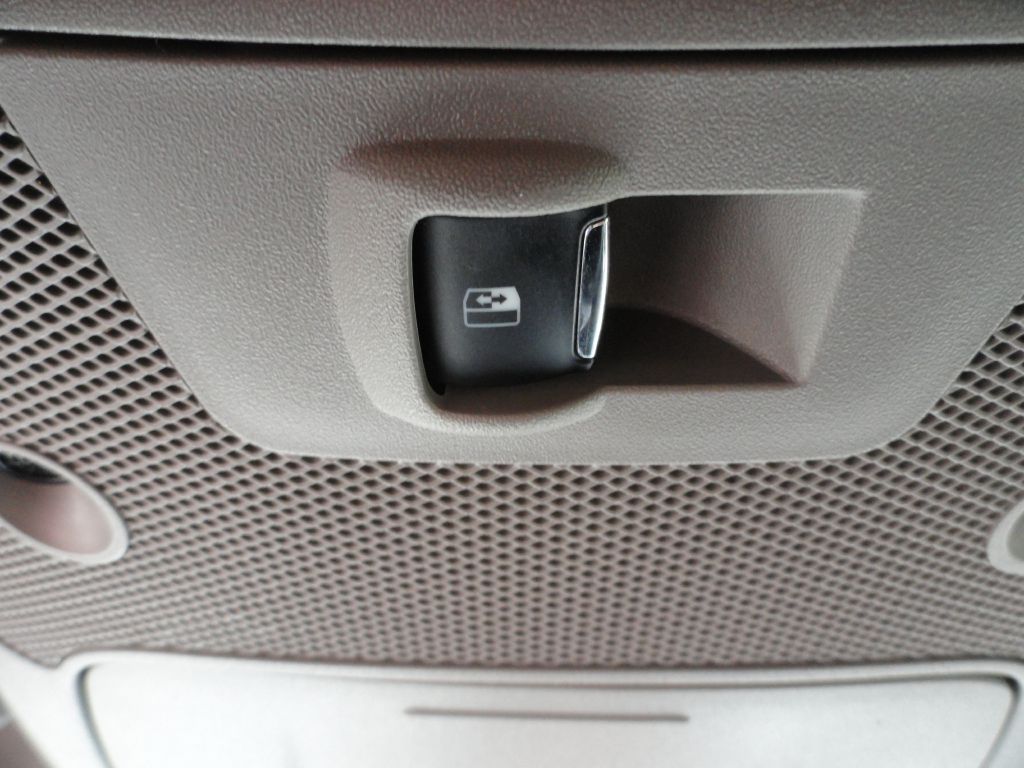 Photo 22 of this FORD F150