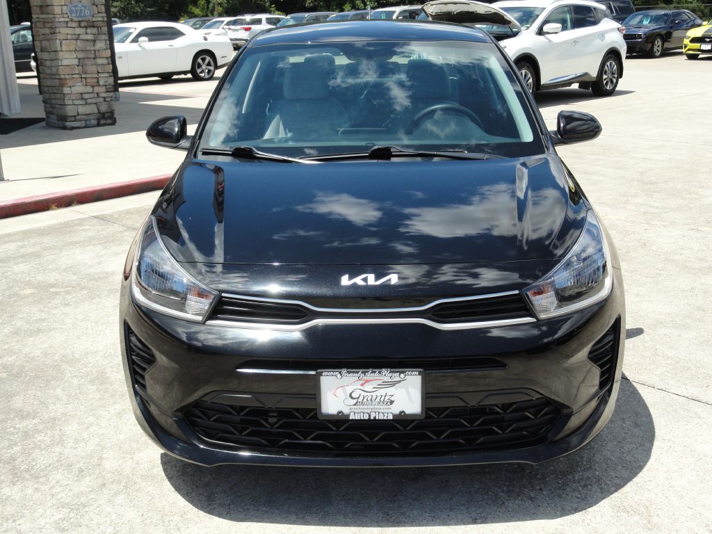 Photo 2 of this KIA RIO