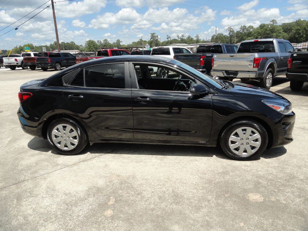Photo 5 of this KIA RIO