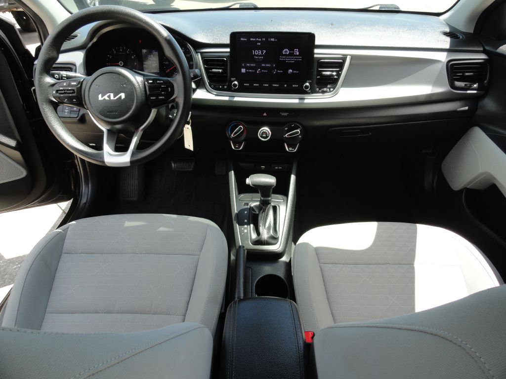 Photo 6 of this KIA RIO