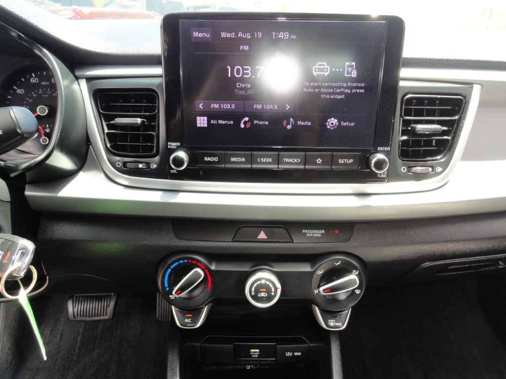 Photo 14 of this KIA RIO