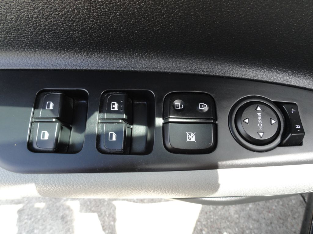 Photo 23 of this KIA RIO
