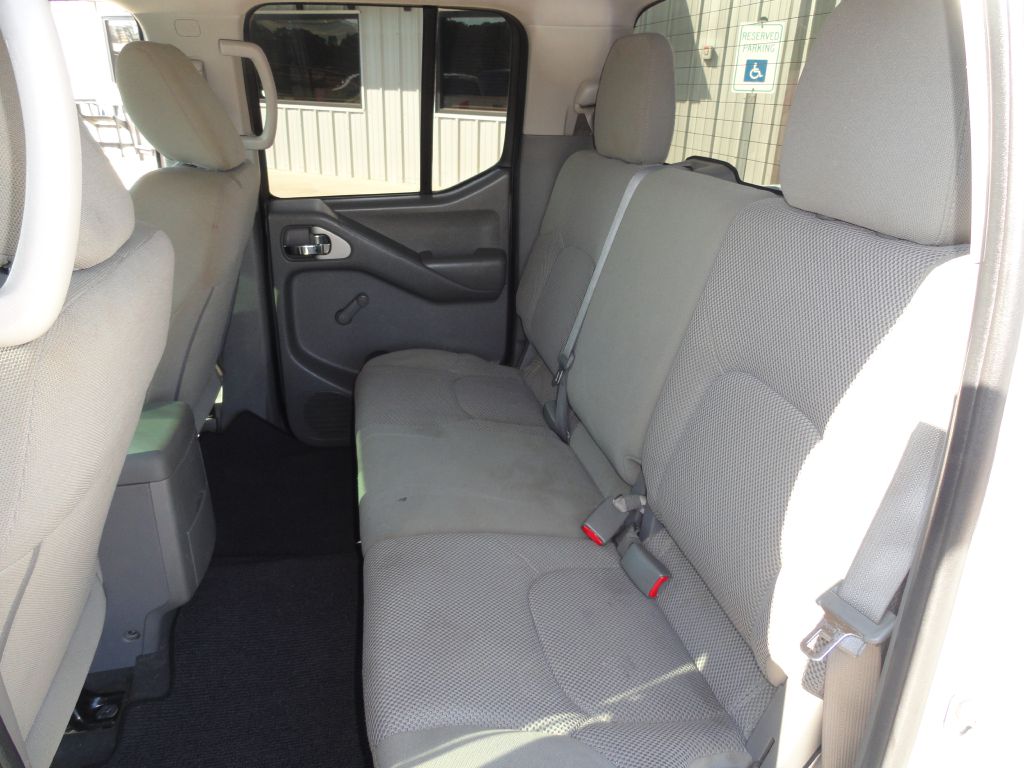 Photo 9 of this NISSAN FRONTIER