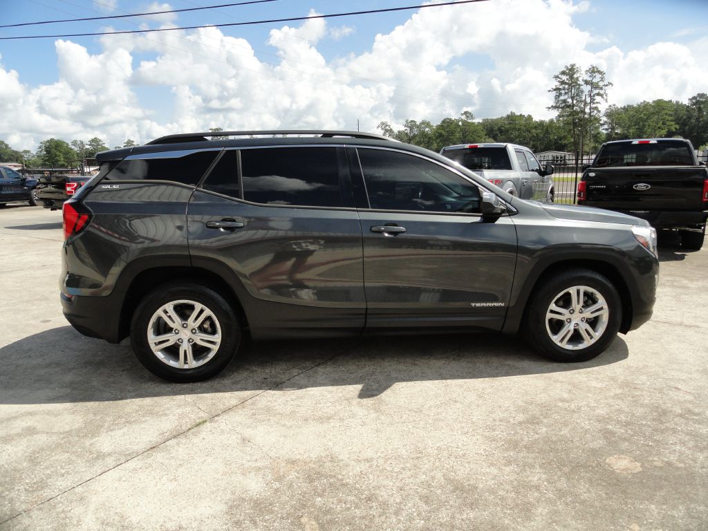 Photo 5 of this GMC TERRAIN