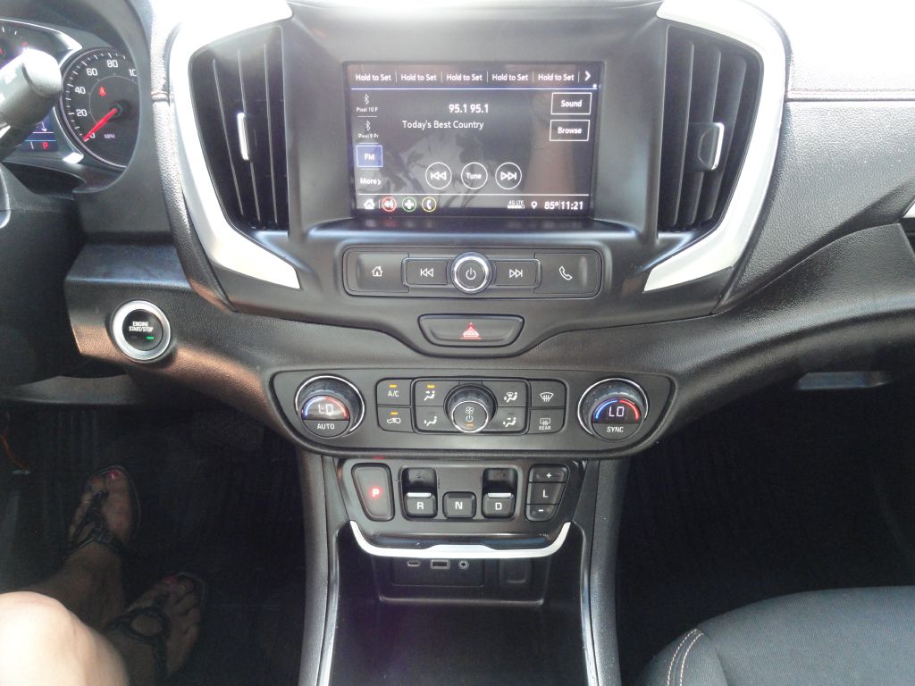 Photo 16 of this GMC TERRAIN