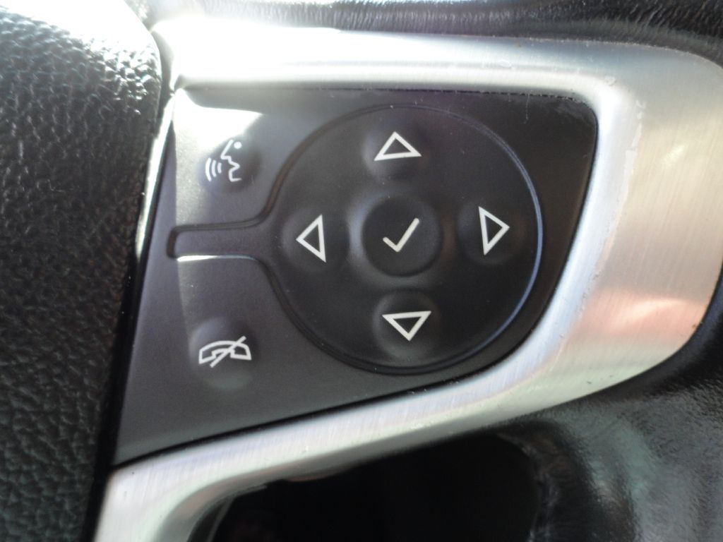 Photo 24 of this GMC TERRAIN