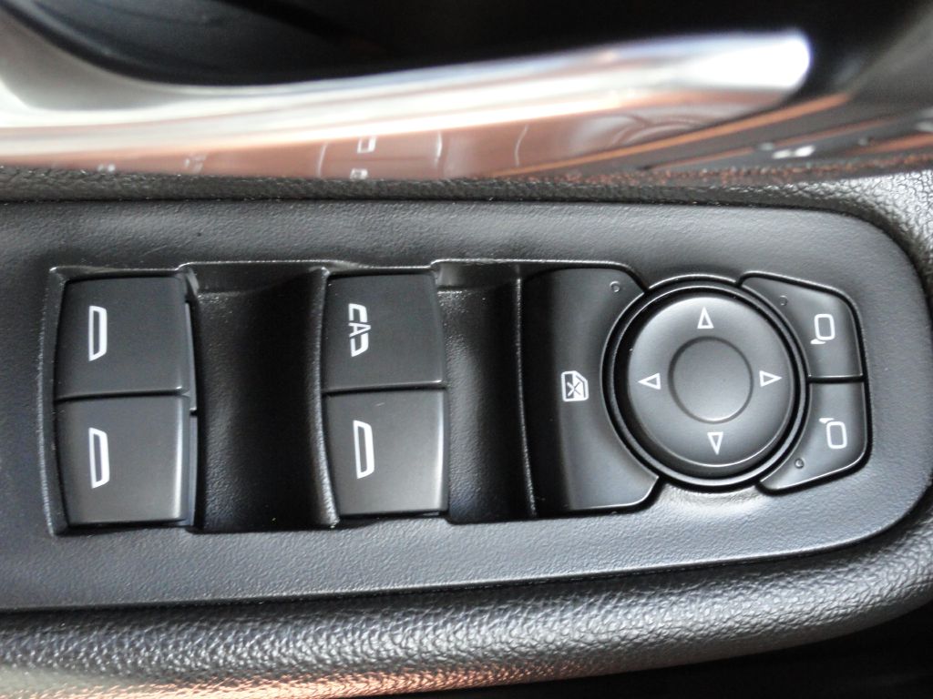 Photo 26 of this GMC TERRAIN