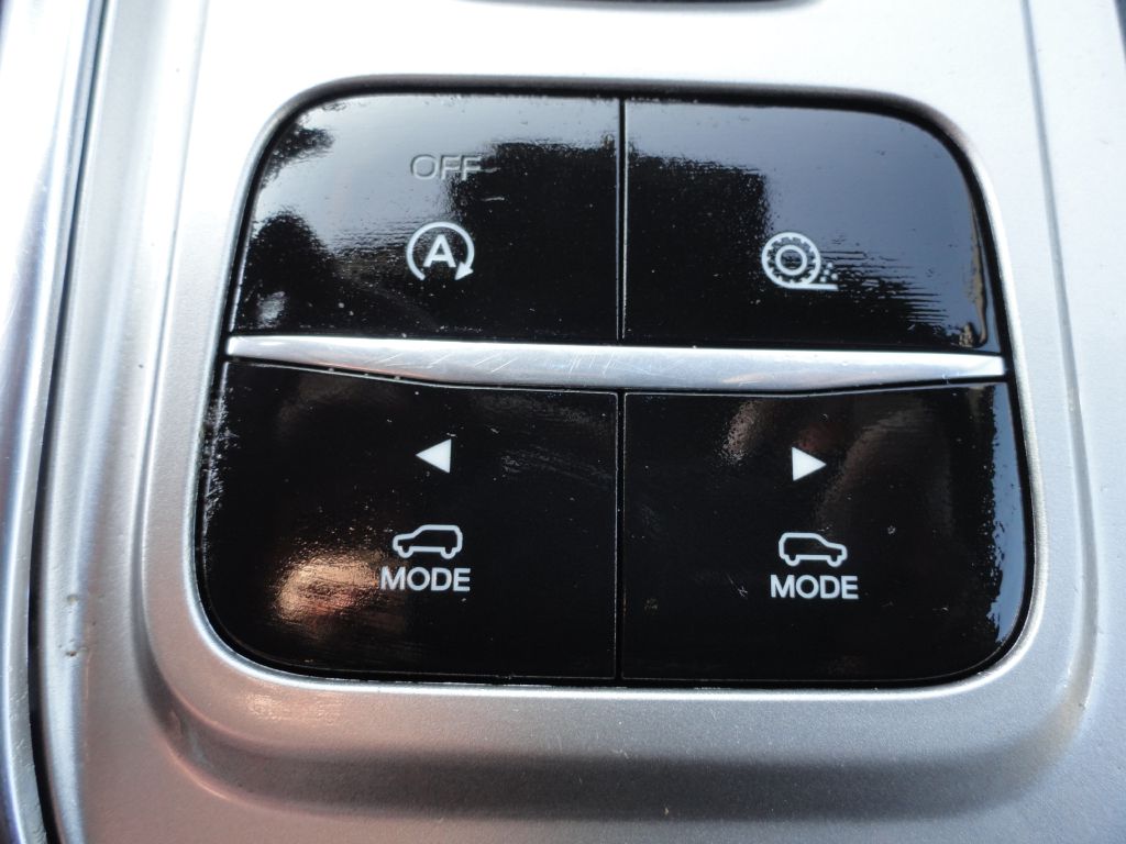 Photo 23 of this FORD EXPLORER