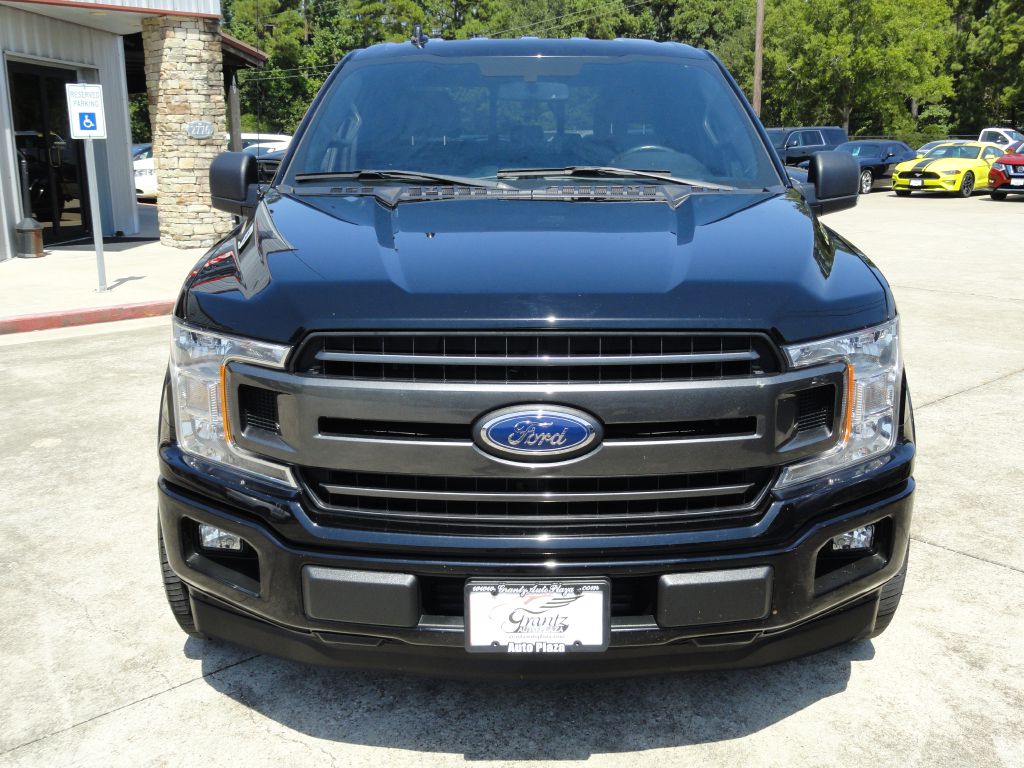 Photo 2 of this FORD F150