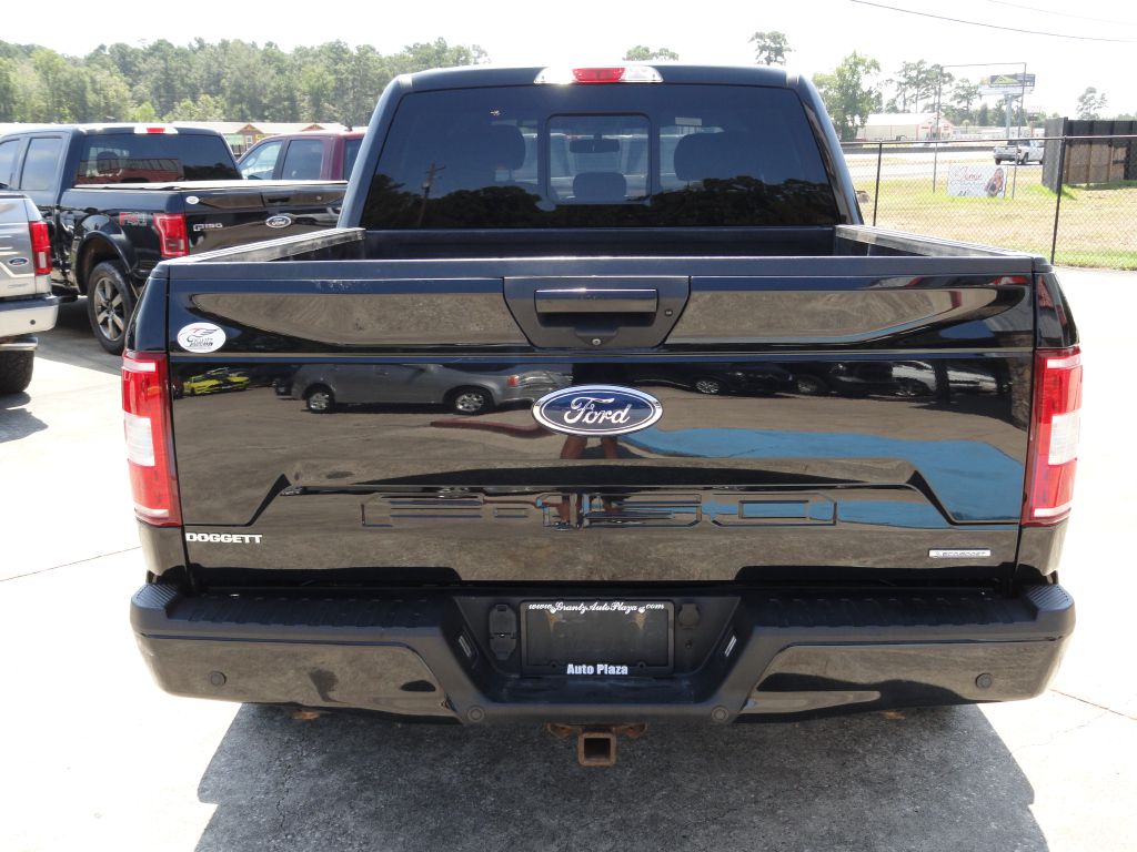 Photo 4 of this FORD F150