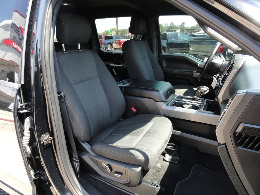 Photo 8 of this FORD F150