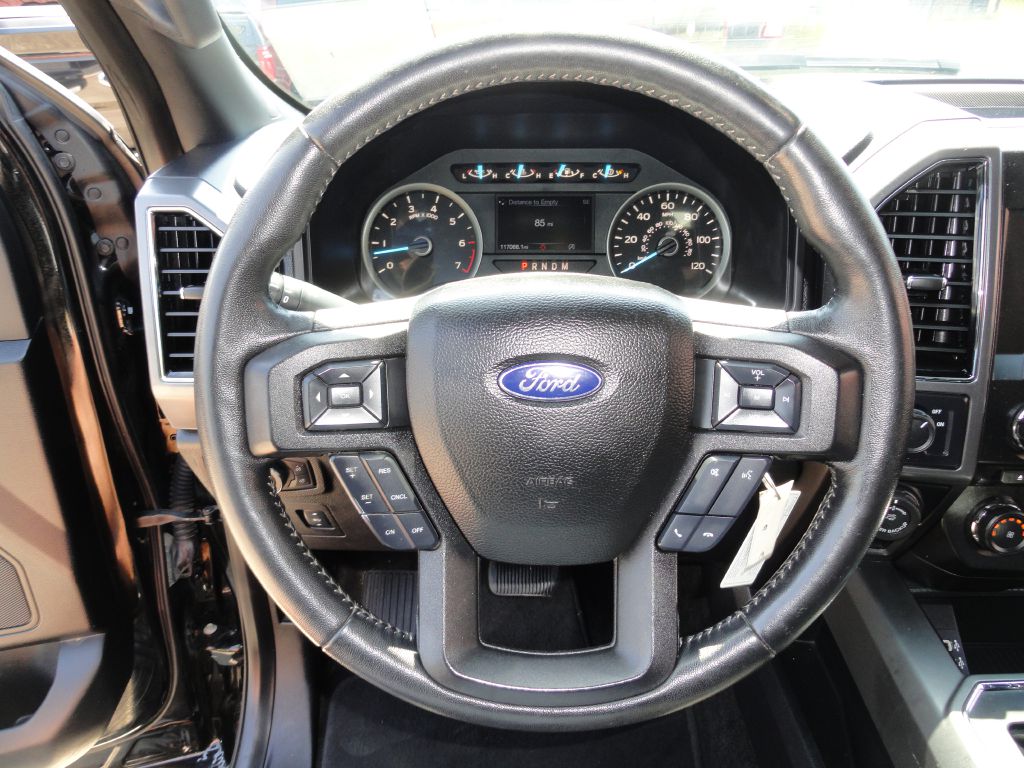 Photo 21 of this FORD F150