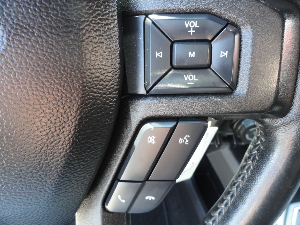 Photo 23 of this FORD F150
