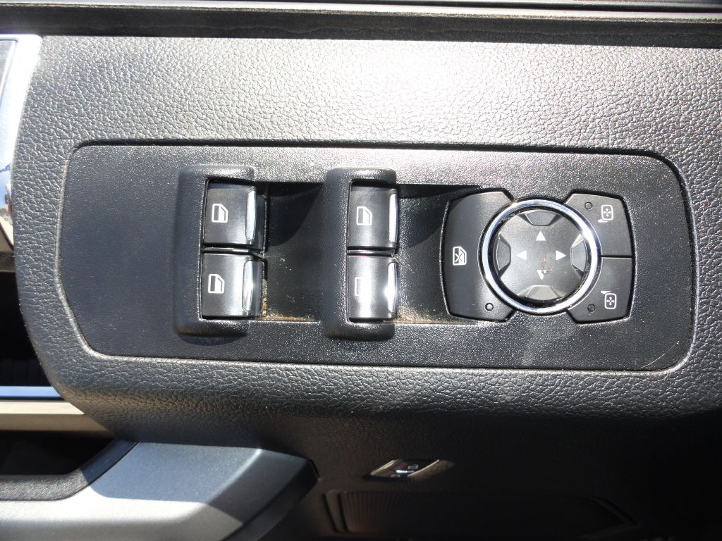 Photo 24 of this FORD F150
