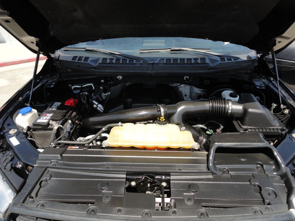 Photo 30 of this FORD F150