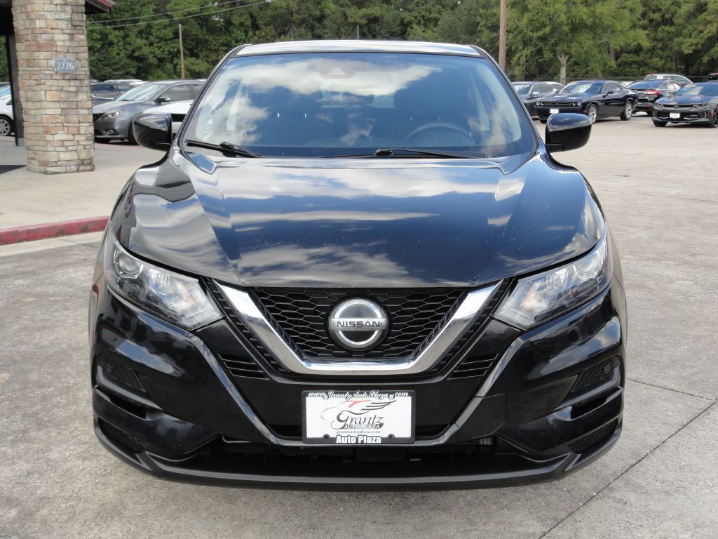 Photo 2 of this NISSAN ROGUE SPORT