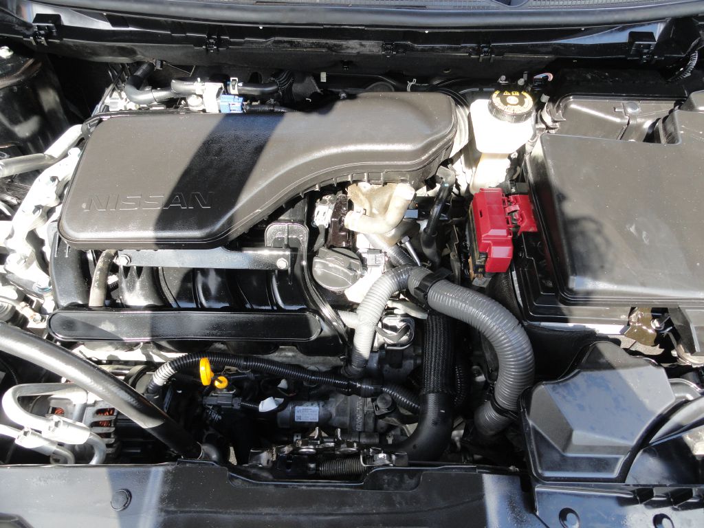 Photo 27 of this NISSAN ROGUE SPORT