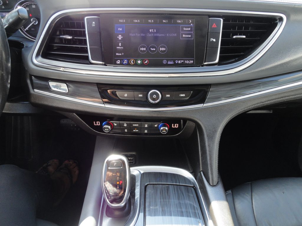 Photo 23 of this BUICK ENCLAVE