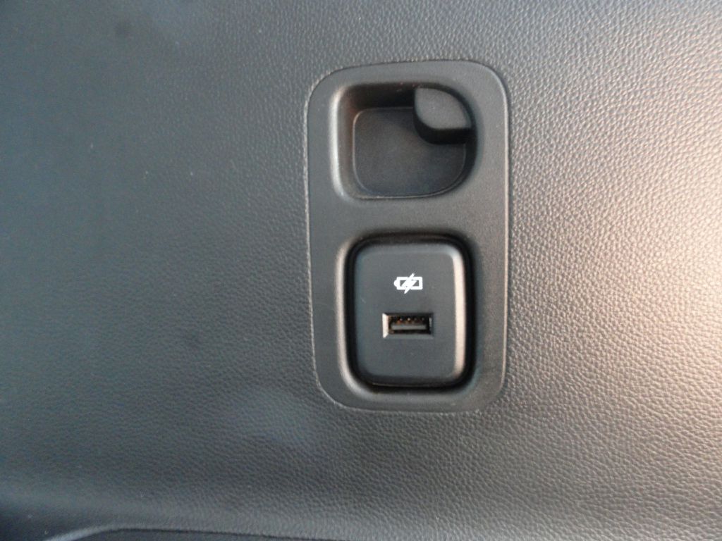 Photo 34 of this BUICK ENCLAVE