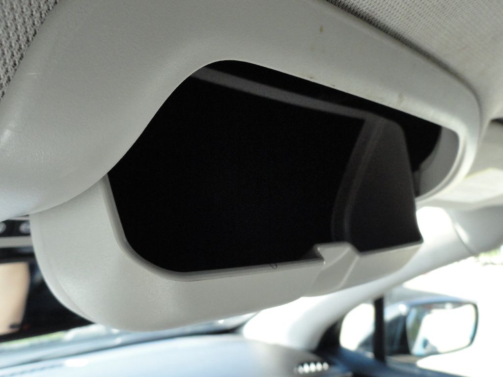 Photo 38 of this BUICK ENCLAVE