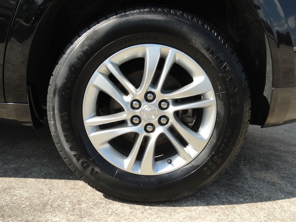 Photo 41 of this BUICK ENCLAVE