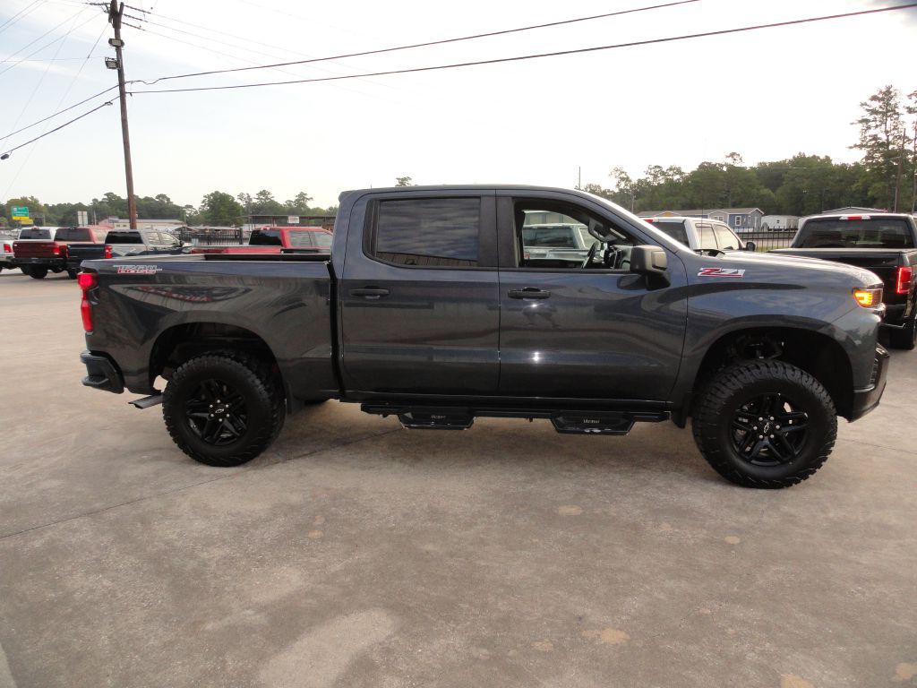 Photo 5 of this CHEVROLET SILVERADO LTD 1