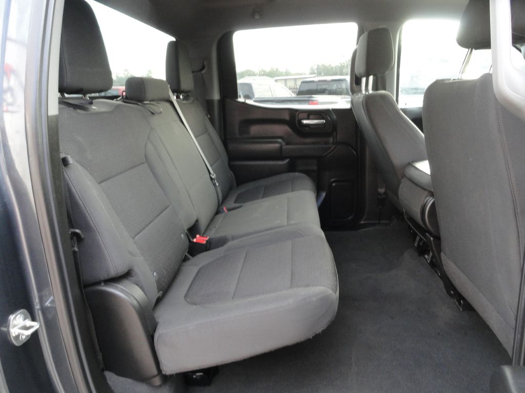 Photo 7 of this CHEVROLET SILVERADO LTD 1
