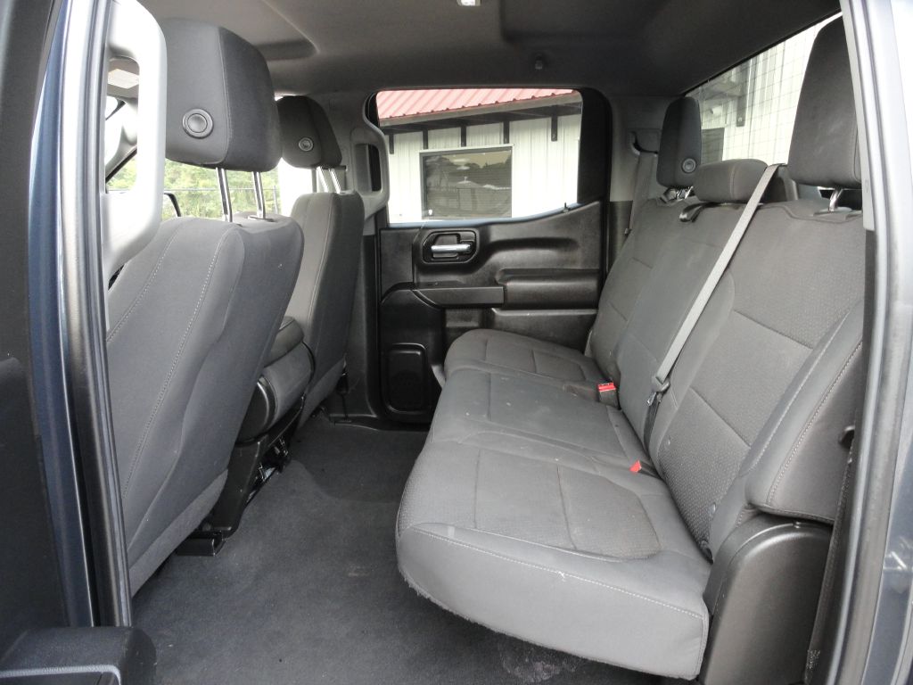 Photo 10 of this CHEVROLET SILVERADO LTD 1