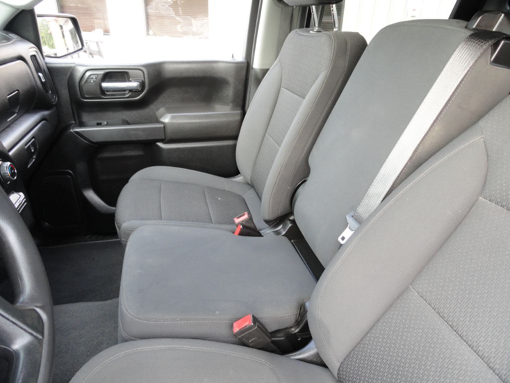 Photo 11 of this CHEVROLET SILVERADO LTD 1