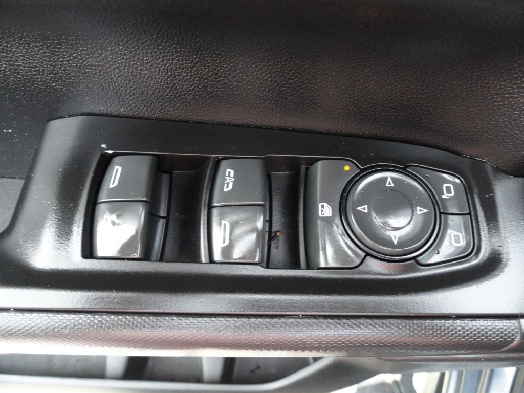 Photo 21 of this CHEVROLET SILVERADO LTD 1