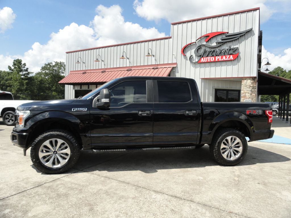 Photo 3 of this FORD F150