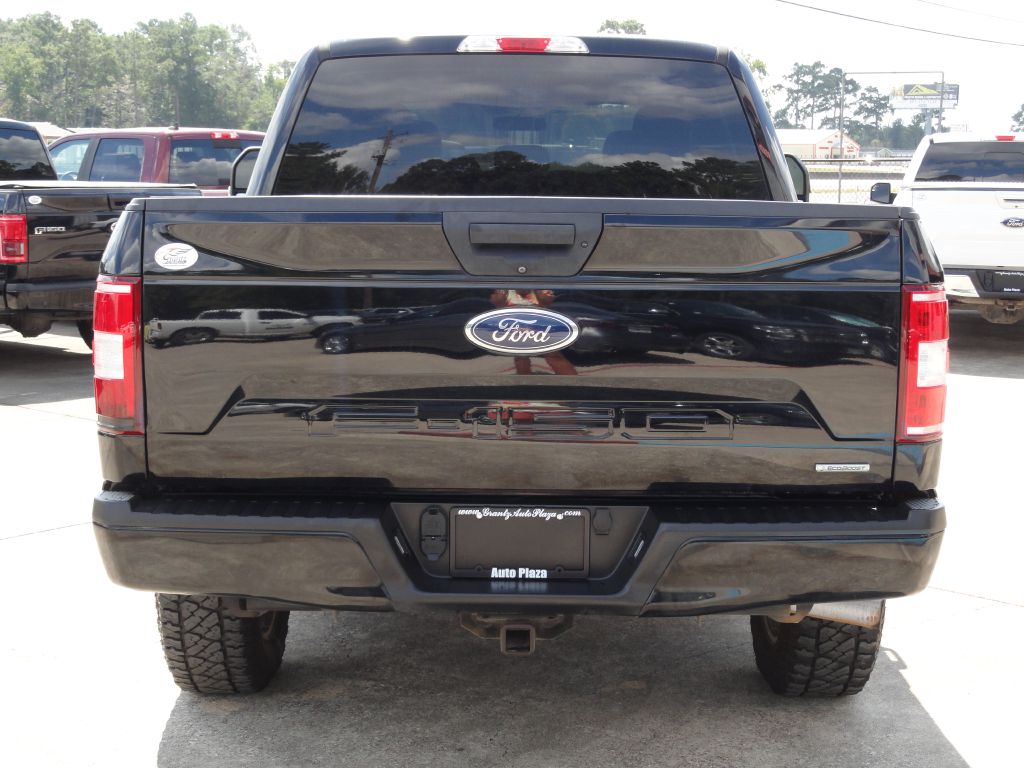 Photo 4 of this FORD F150