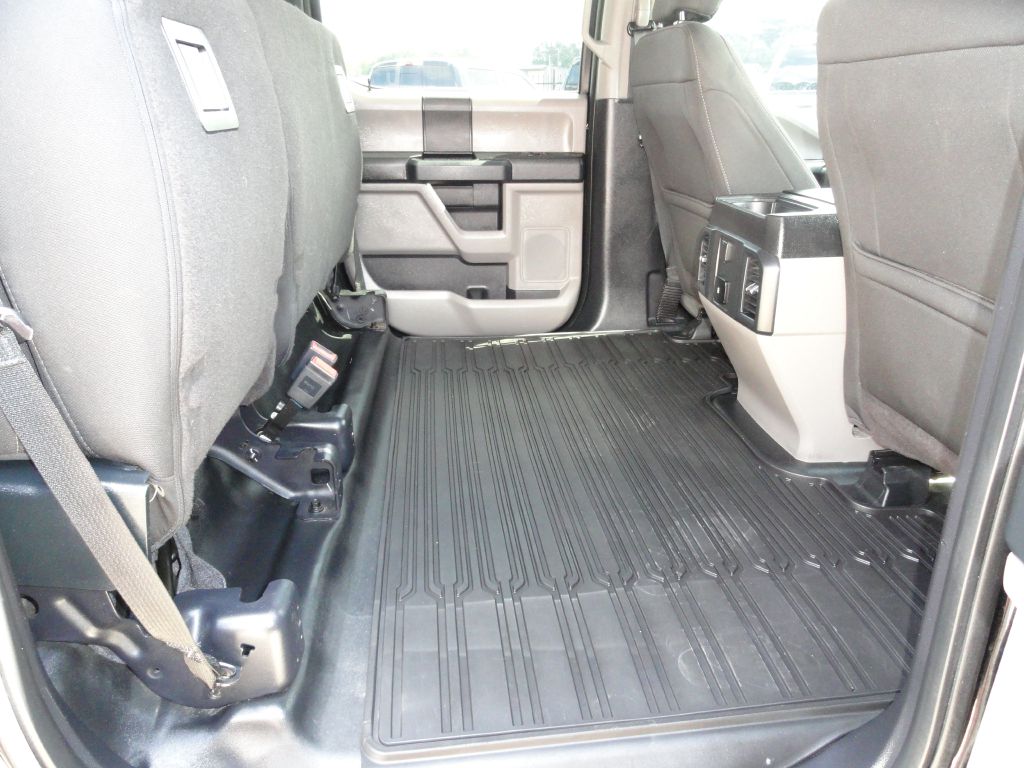 Photo 8 of this FORD F150