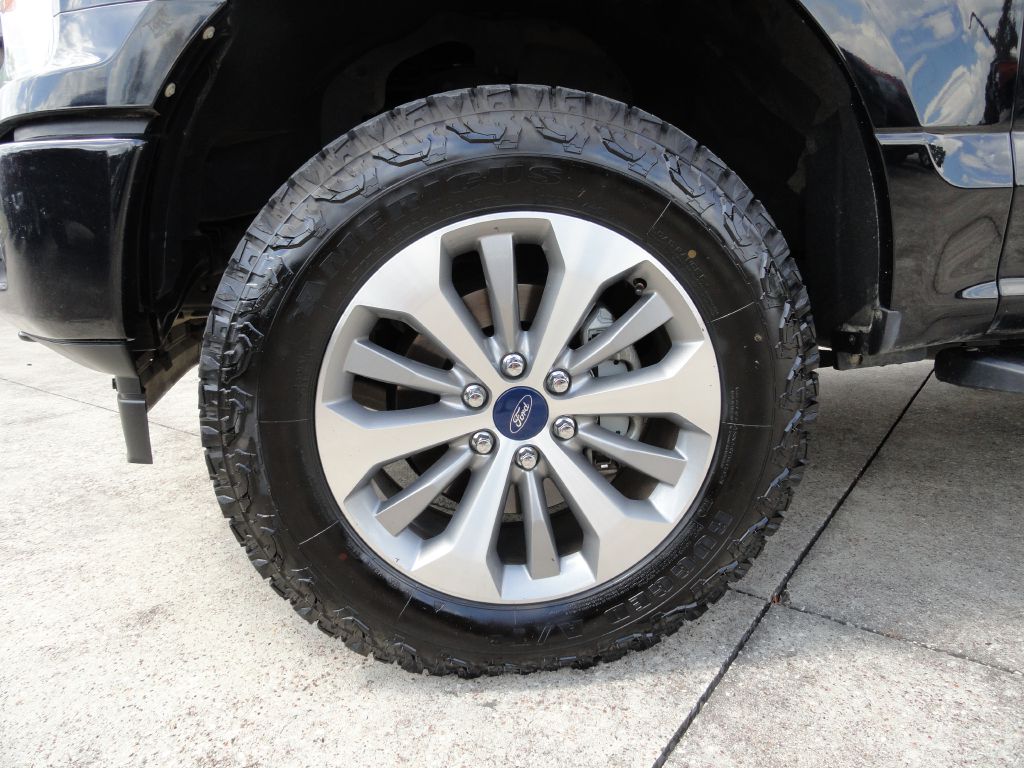 Photo 30 of this FORD F150