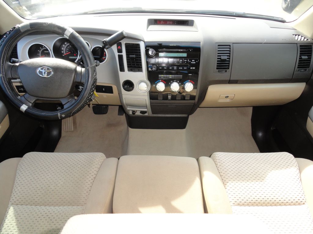Photo 8 of this TOYOTA TUNDRA