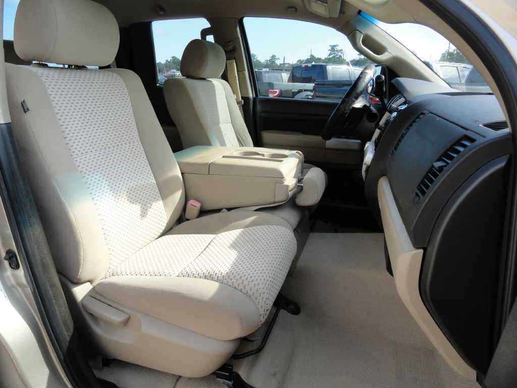 Photo 11 of this TOYOTA TUNDRA