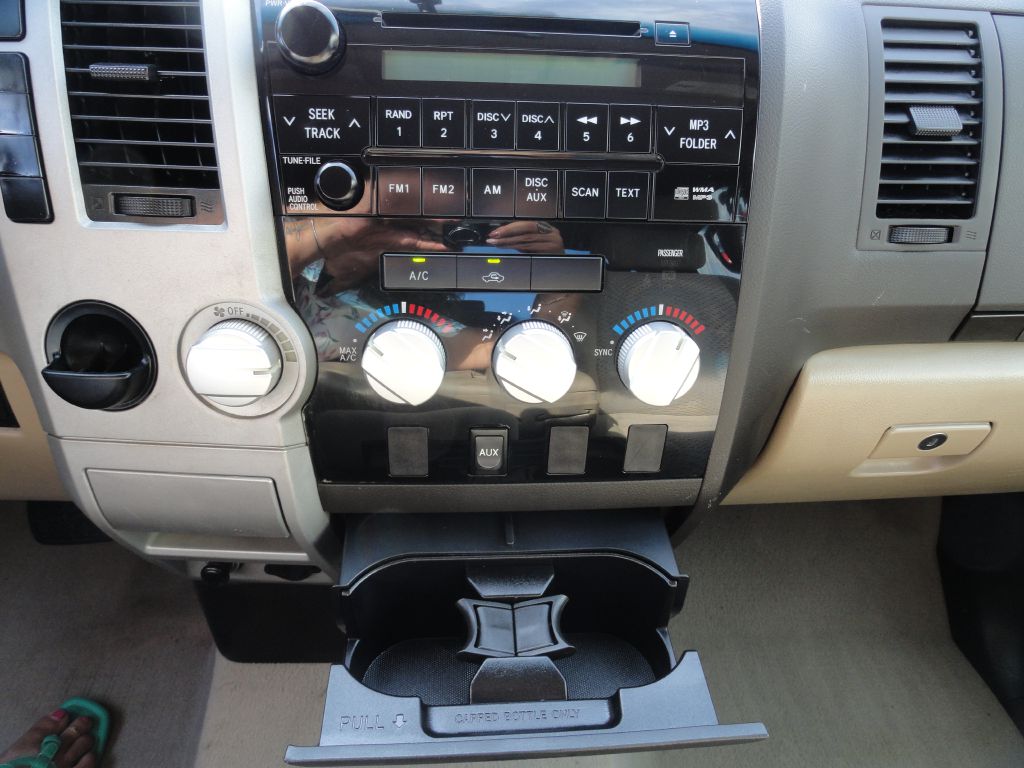 Photo 16 of this TOYOTA TUNDRA