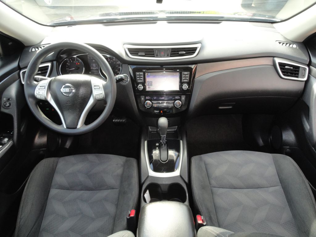 Photo 6 of this NISSAN ROGUE