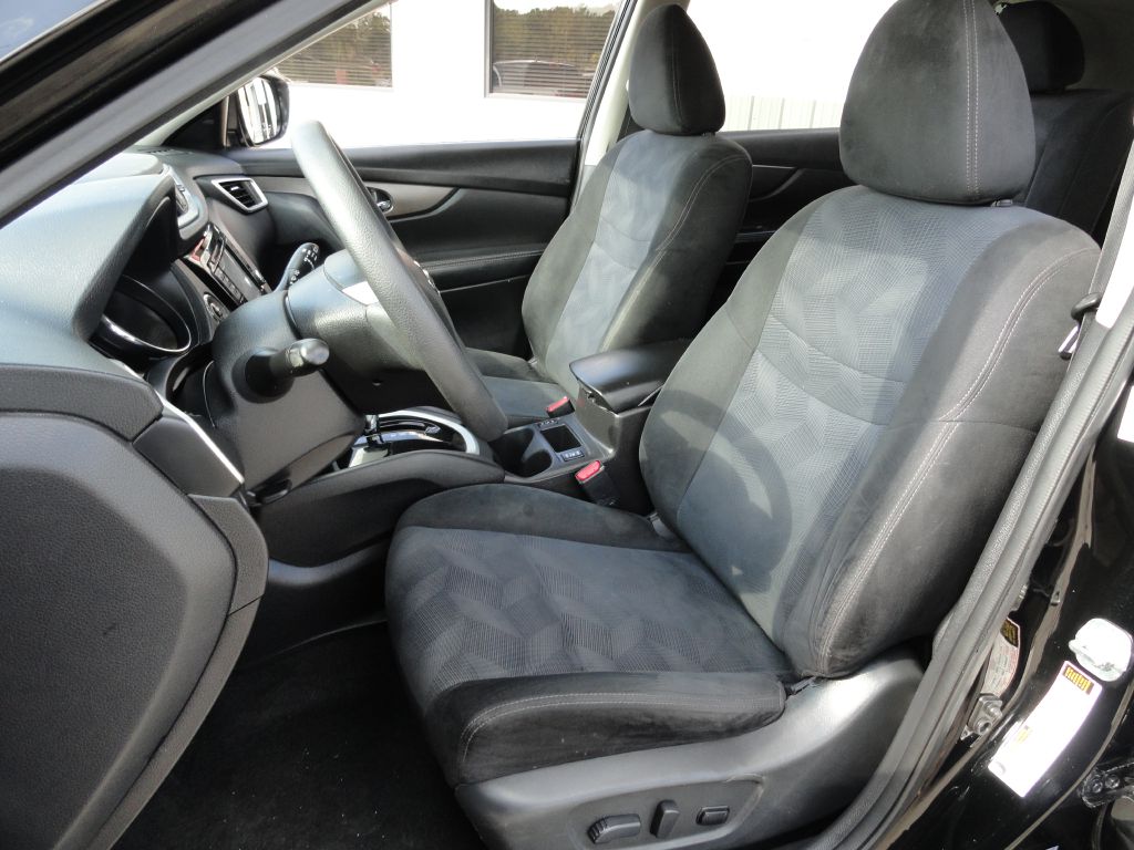 Photo 12 of this NISSAN ROGUE