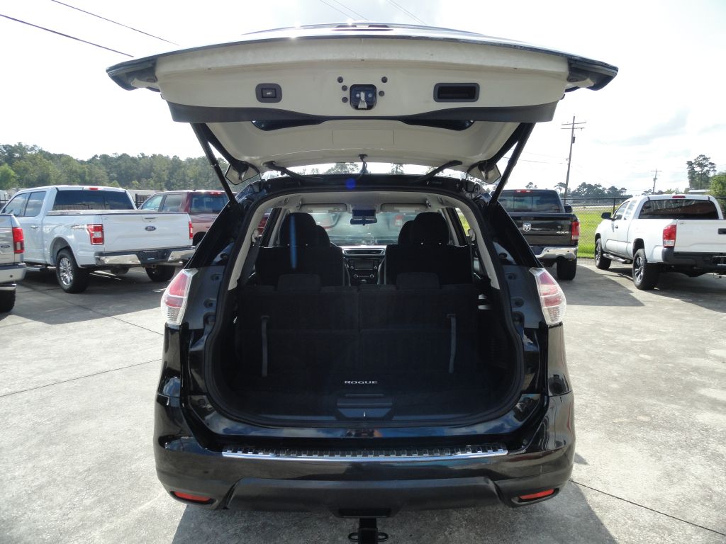 Photo 13 of this NISSAN ROGUE