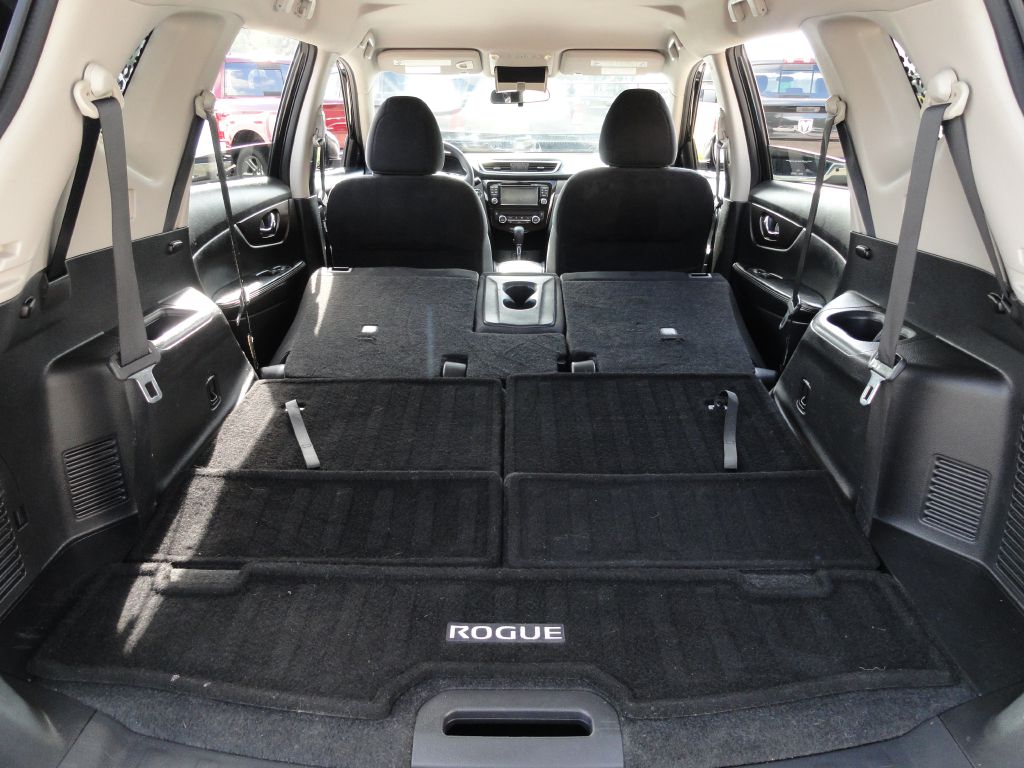 Photo 16 of this NISSAN ROGUE