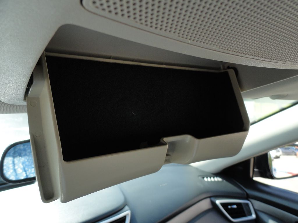 Photo 31 of this NISSAN ROGUE