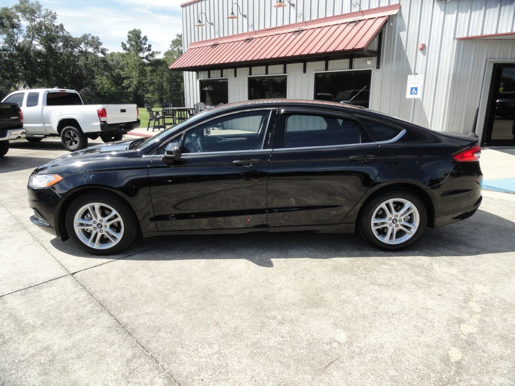 Photo 3 of this FORD FUSION