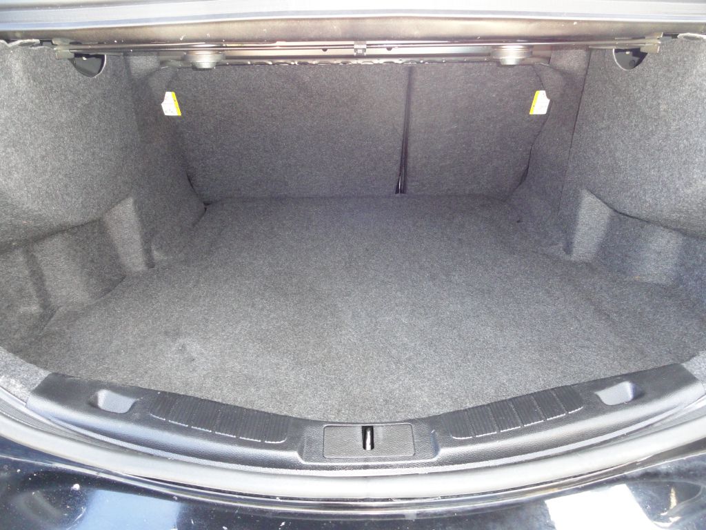 Photo 11 of this FORD FUSION