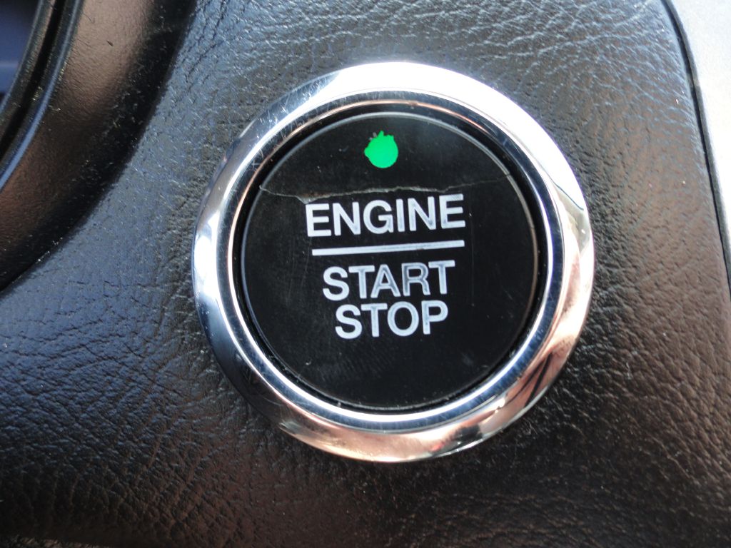 Photo 20 of this FORD FUSION
