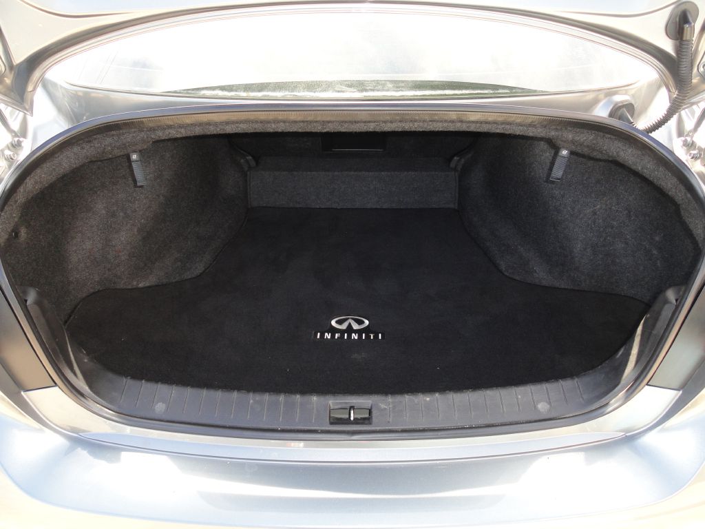 Photo 11 of this INFINITI Q50