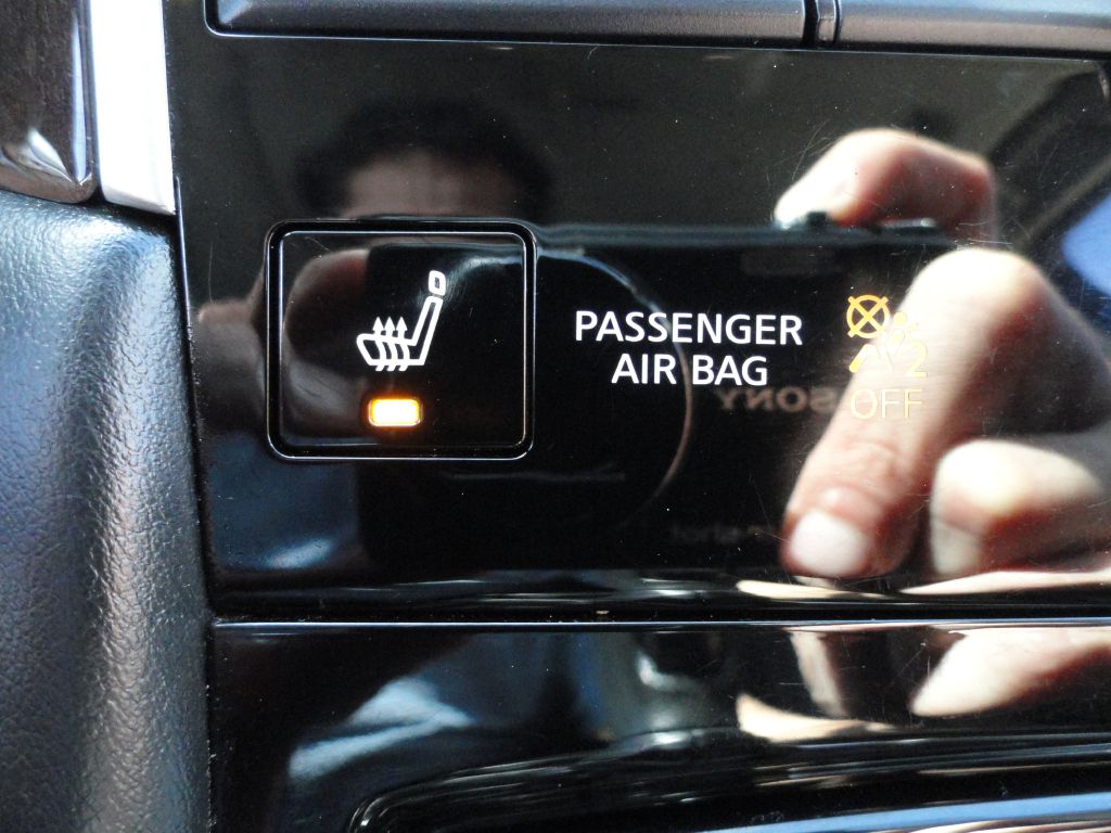 Photo 18 of this INFINITI Q50