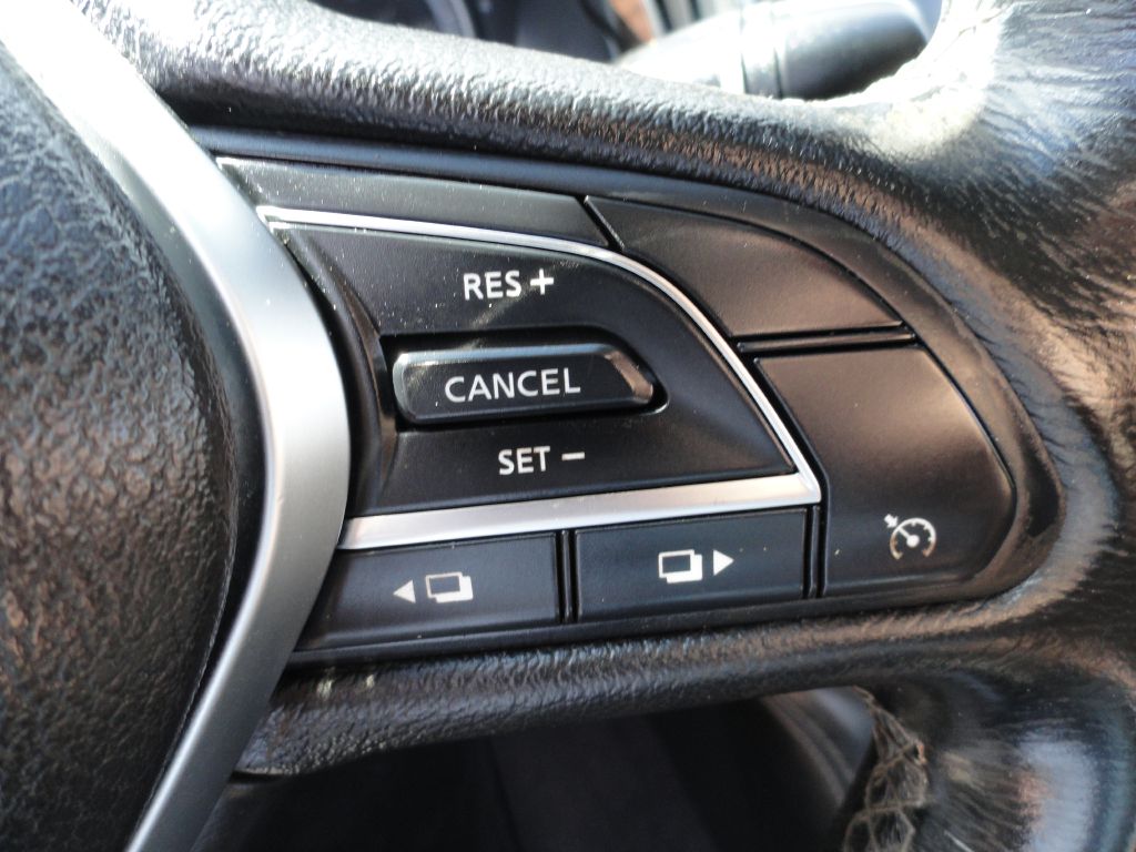 Photo 23 of this INFINITI Q50