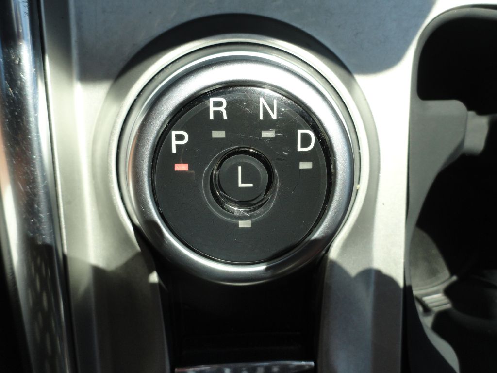 Photo 34 of this FORD EXPLORER