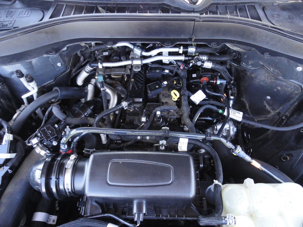 Photo 39 of this FORD EXPLORER